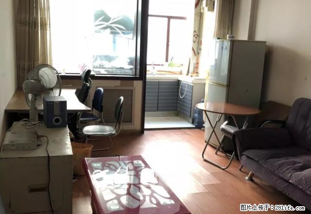 城关瑞德摩尔附近兰新市场3楼南北通透 拎包入住 - 房屋出租 - 房屋租售 - 兰州分类信息 - 兰州28生活网 lz.28life.net
